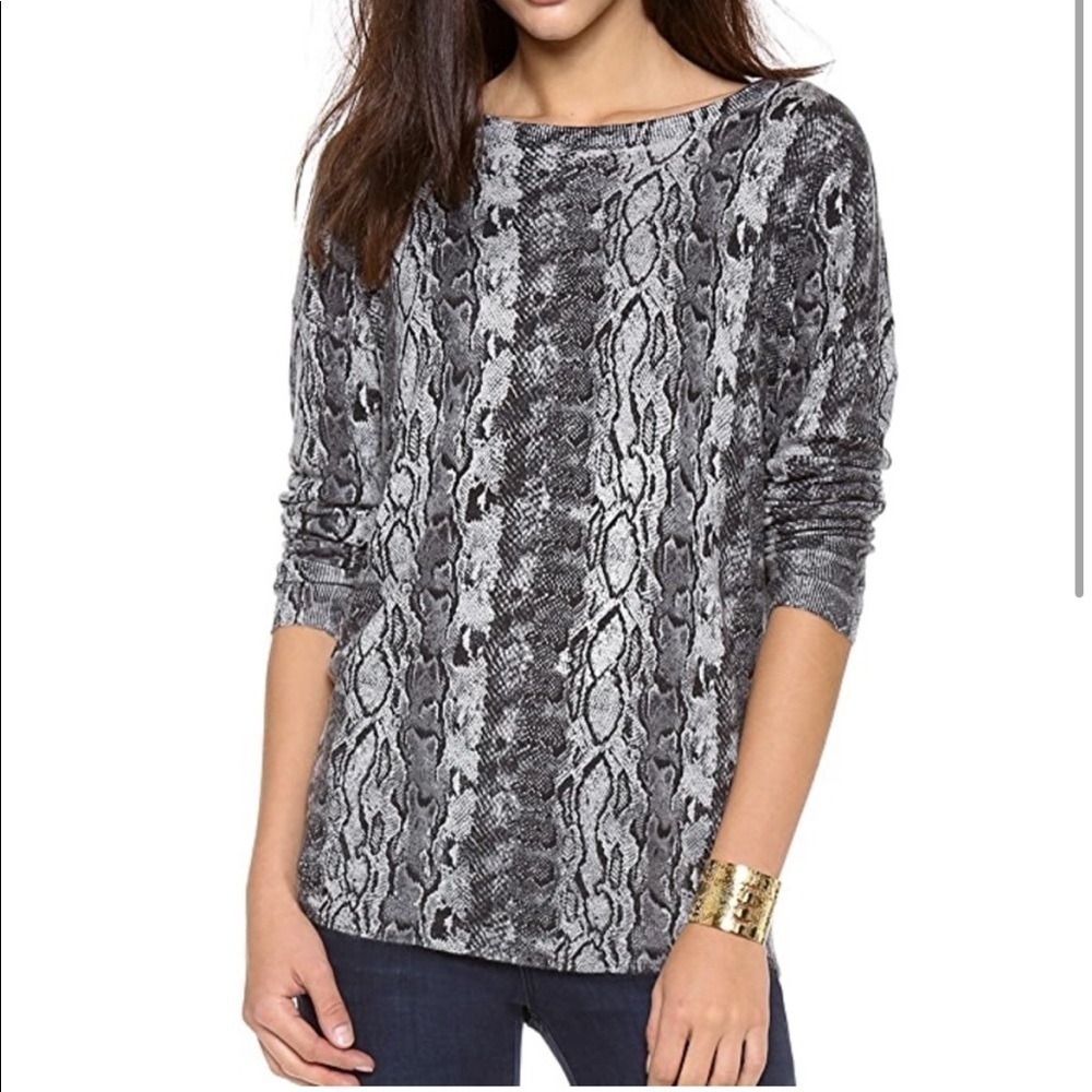 Joie Wool Cashmere Blend Snake Print Cozy Pullover Minimalist Quiet Luxury Sz L